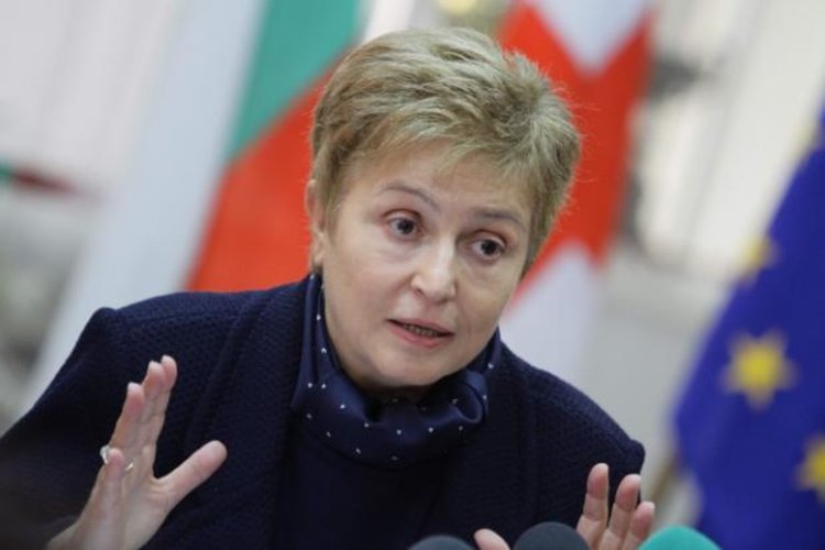 Кристалина Георгиева: Бизнесът да не чака само европари
