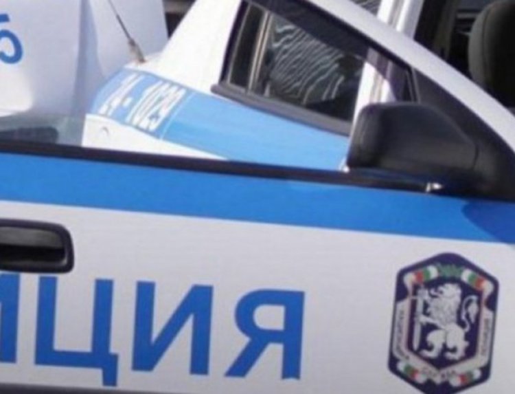 При проверка на автобус задържаха 65 нелегални мигранти край Царево 