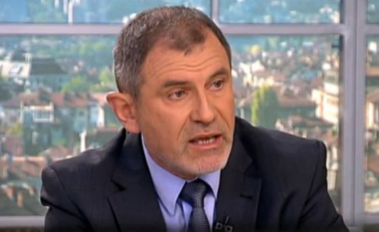 Коалиция между ГЕРБ и БСП би била безпринципна