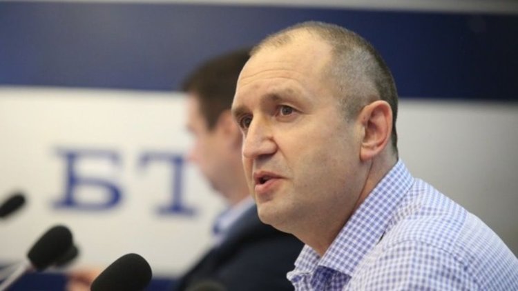Ген. Радев се обяви за отмяна на Дъблинския регламент 
