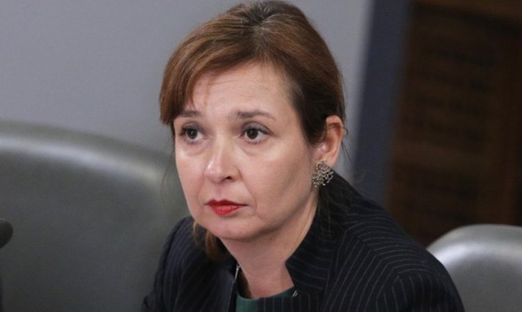 Сливането на почивни дни ще се регулира