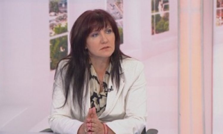 Цвета Караянчева: Комисиите на парламента ще работят, но БСП няма да има възможност да правят циркове  