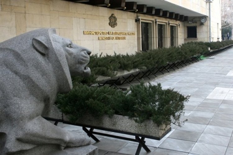 МВР с извънреден график, ще издава документи за изборния ден