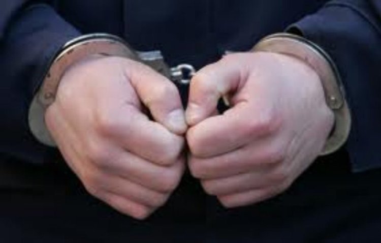 Агент на ДАНС заработвал на черно, като обещавал българско гражданство