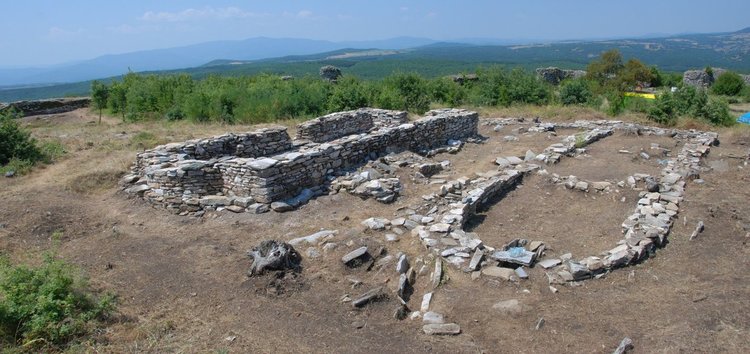 Започват археологическите проучвания на укрепения средновековен град Лютица
