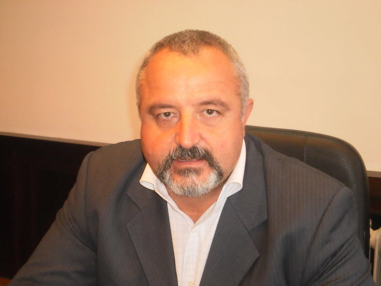 Езиковата с най-добър резултат на матурите по български език и литература