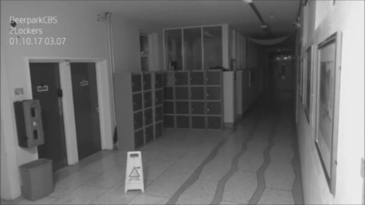 Заснеха духове в ирландско училище (видео)