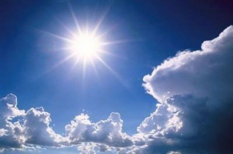 Слънчево и топло в предпоследния ден на януари