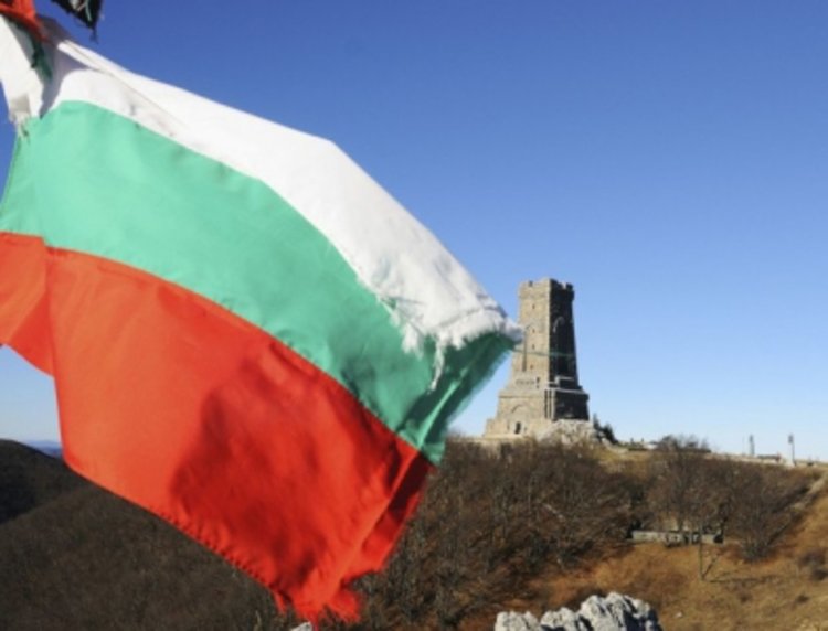 3 март е здравата верига на българския дух, която никога не избрахме да прекъснем