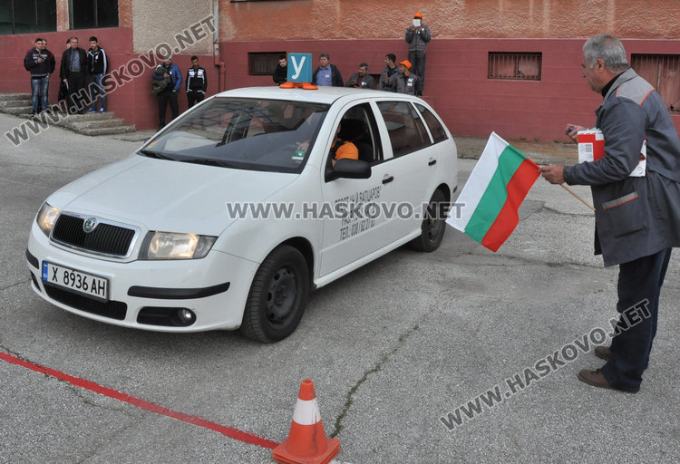 10 отбора в надпревара в Хасково за най-добър млад монтьор и шофьор