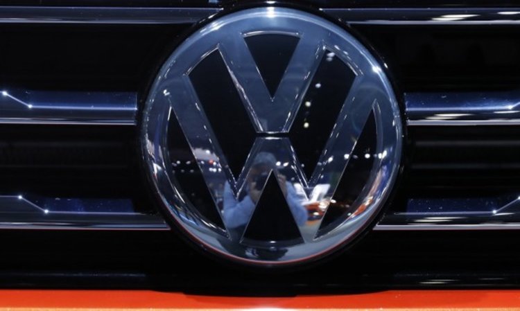 Как се провалиха Volkswagen и Deutsche Bank?