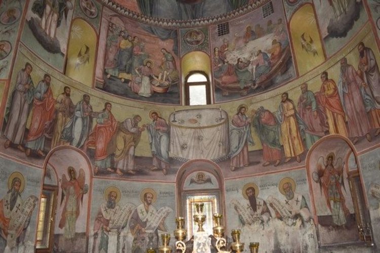 Завърши етап от реставрация в главната църква на Бачковския манастир
