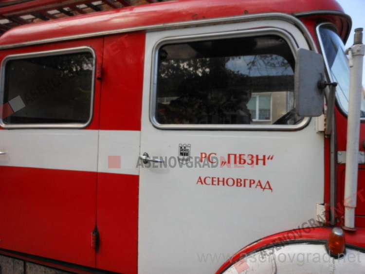 Продължава набирането на кандидати за 250 вакантни длъжности за пожарникари