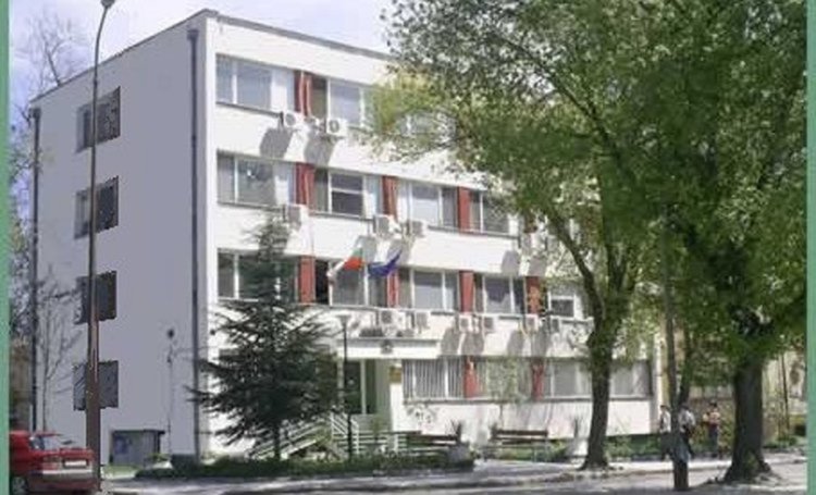 Окръжна прокуратура-Кърджали привлече като обвиняем и задържа 40-годишен мъж за приет подкуп