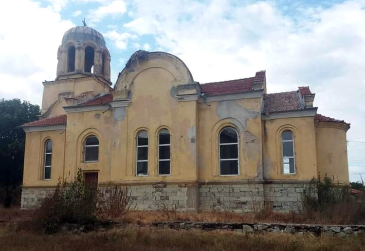 Събират средства за ремонт на църквата в Книжовник