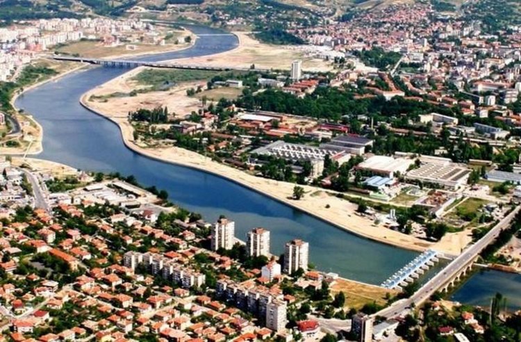 Столичани не искат да живеят в Кърджали, но идващите от чужбина харесват града 