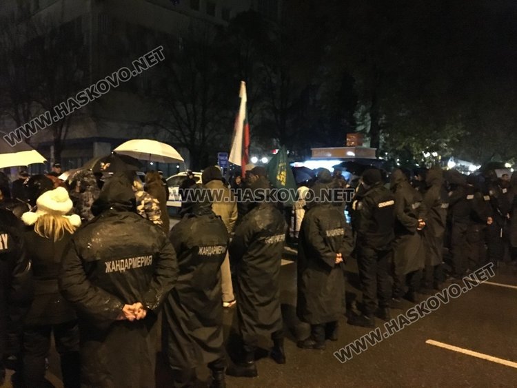  Протестиращите по списък в полицията, засипват ги с актове 