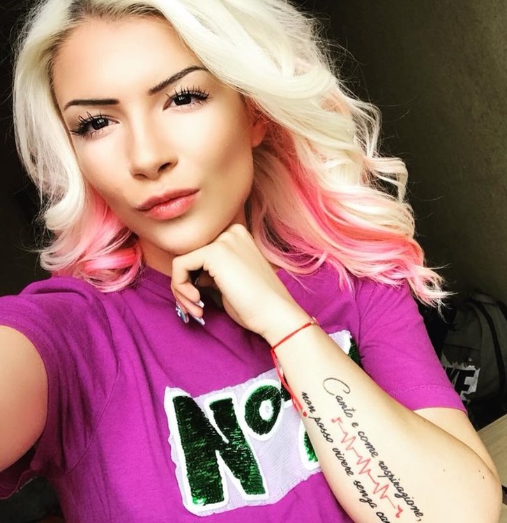 Памела Калоянова с първа авторска песен, финансирана от община Хасково