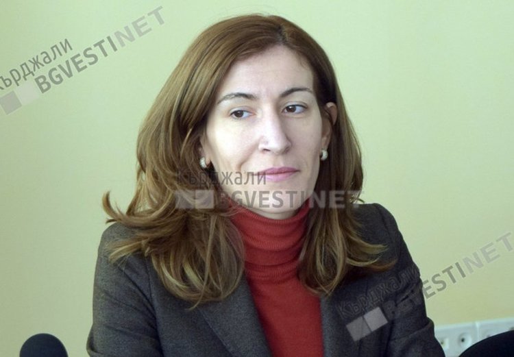 Общо 2. 6% ръст на българите, пътували в страната, отчете Ангелкова