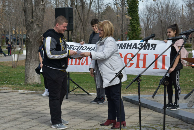 Наградиха авторите на най-добрите есета на тема „Наследник съм на цар Иван Асен ІІ“