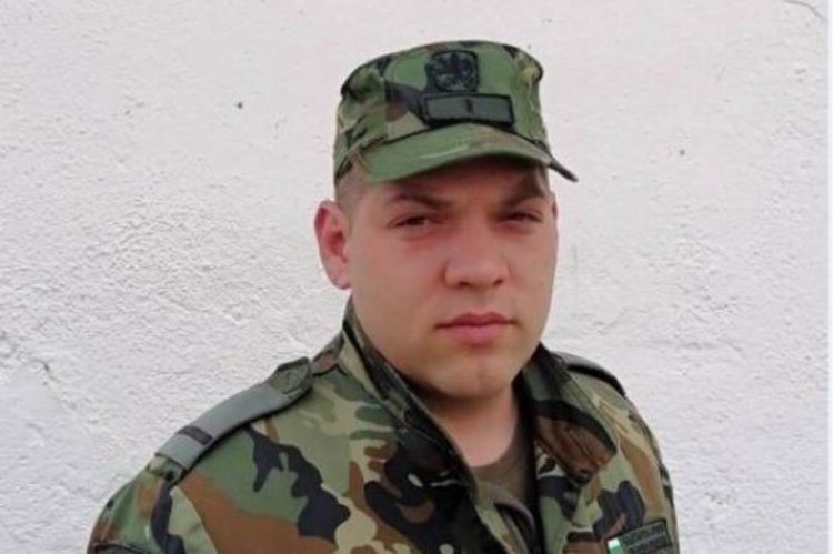 Военнослужещ от 61-ва механизирана бригада в Карлово спаси дете от придошла река