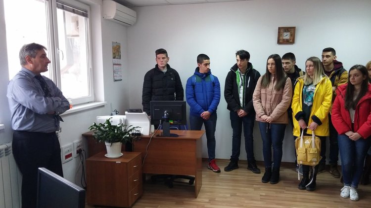 Обявиха национален конкурс за есе за ученици от 8 до 12 клас на тема „Откровено за съдебната власт“