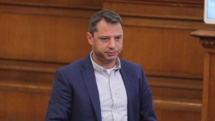 Делян Добрев засега ще остане областен координатор на Хасково