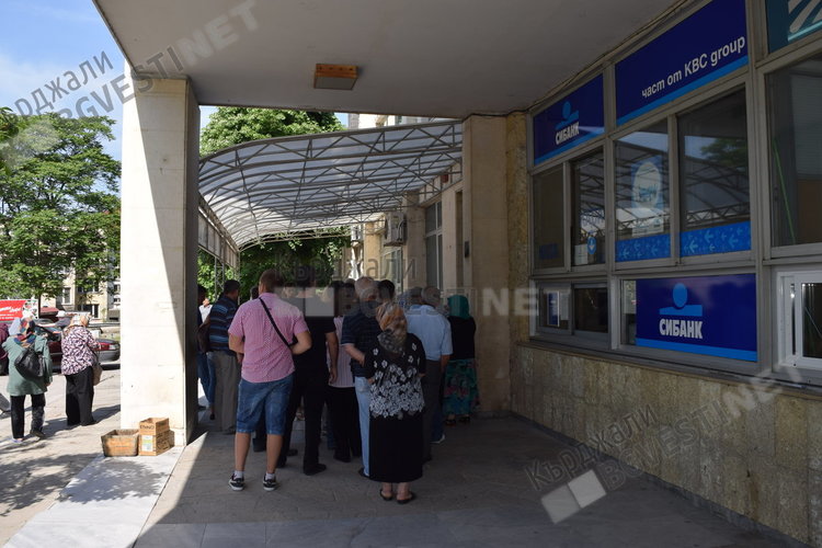 Спокойно започна изборният ден в областта, паспортните звена работят днес за издаване на удостоверения за гласуване