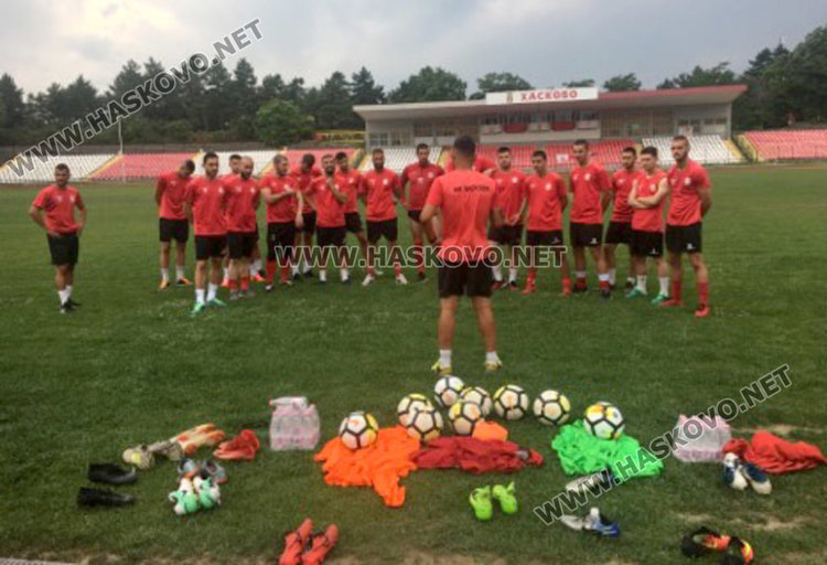 ФК "Хасково" започна предсезонната подготовка с нови играчи