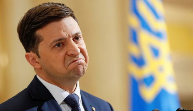 Не, спецслужби не са обискирали офиси на Зеленски. Фалшива новина е