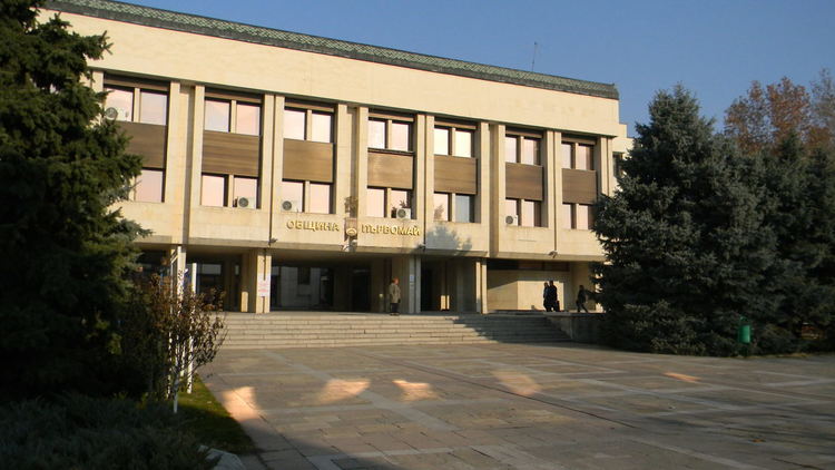 Набират желаещи да работят като асистенти