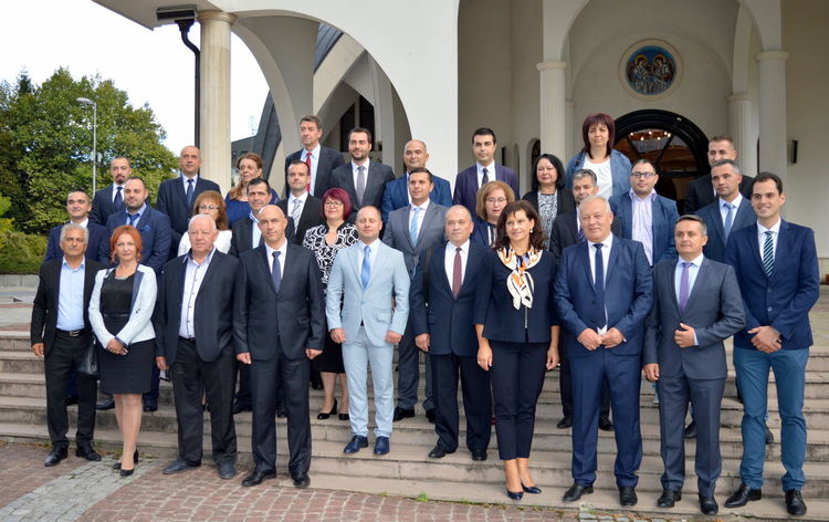 ГЕРБ откри кампанията в Смолян с посланието: "Работа, Работа, Работа! Построеното говори в наша полза, успяхме да преобразим града!"