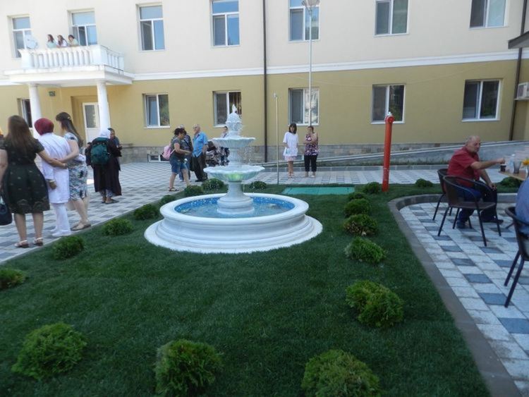 Болницата в Мадан получава нов транспортен кувьоз от каузата "Капачки за бъдеще"
