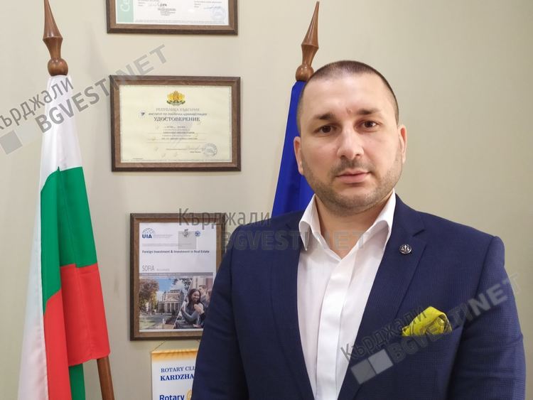 64589 избиратели имат право на глас в Община Кърджали, 607 са подали заявления за гласуване по настоящ адрес
