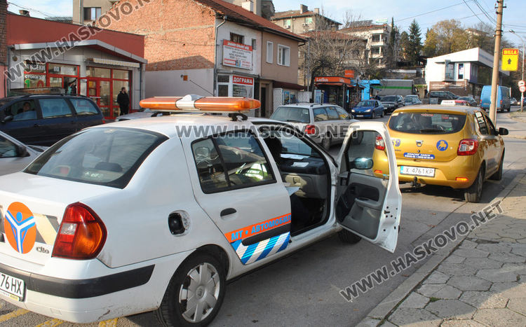 ДАИ погна такситата, засякоха две на автобусни спирки в Хасково