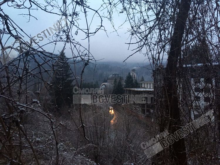 Вторник ще бъде облачно и ветровито, но все още топло