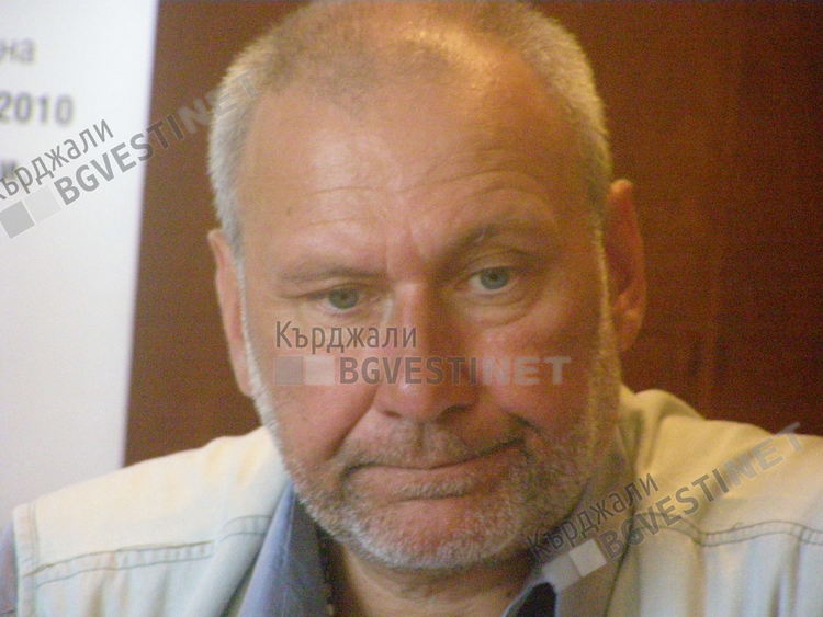 Проф. Овчаров: Премахваме вратичките в закона за частните колекционери