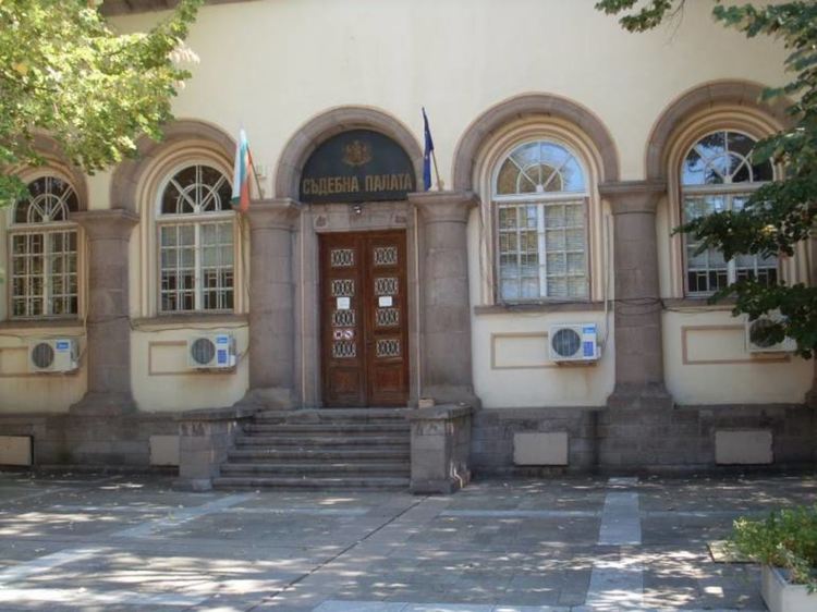 Осъдиха 62-годишен искренец за кражба на ток