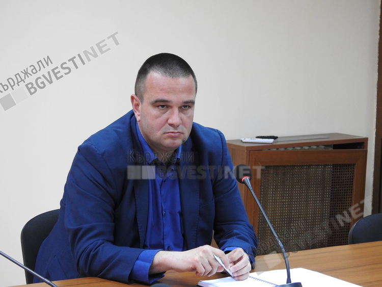 Над 350 души в областта са поставени под домашна карантина, спазването й се следи стриктно