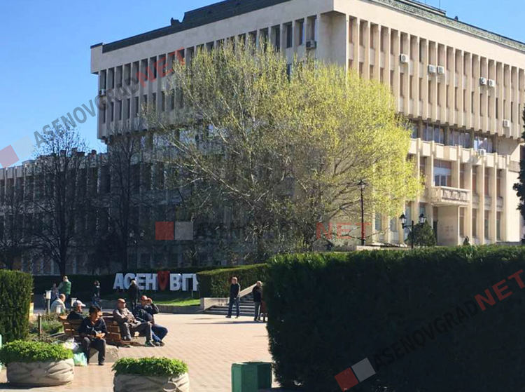 Нови дарители в подкрепа на борбата срещу коронавируса в Асеновград