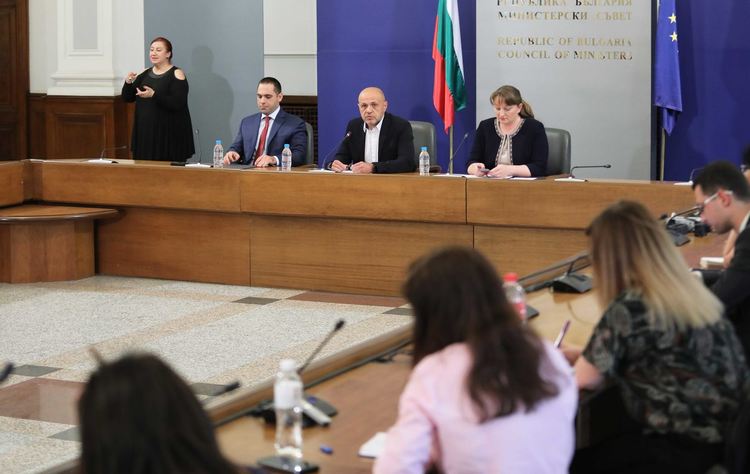 16 500 проекта подадени по грантовете за микро и малки предприятия, обяви Дончев