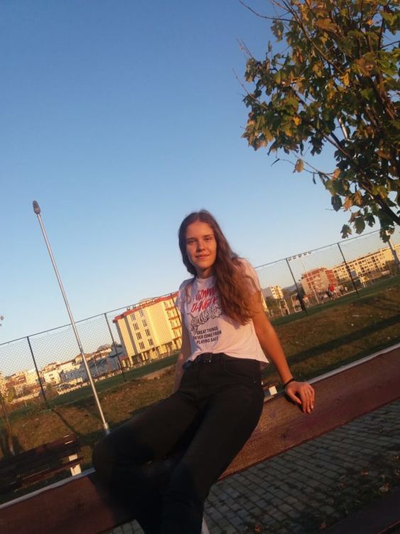 Кристина от Езиковата с отличие от инициативата Виртуална книга „Азбука на добротата“                  