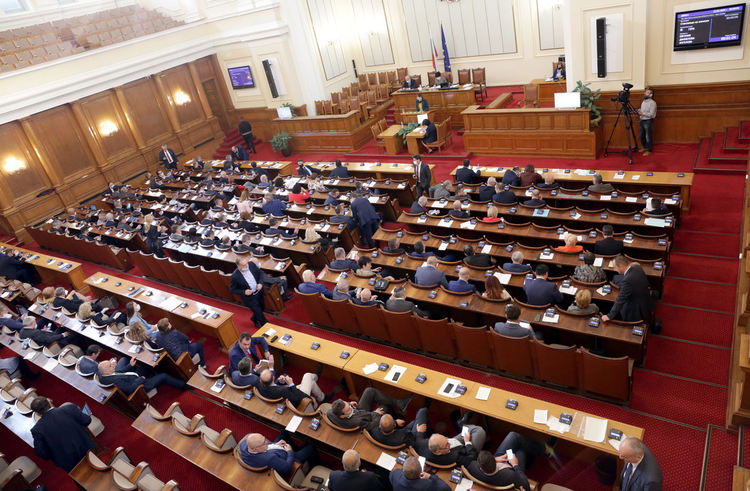 През 2019 са използвани СРС спрямо 3 510 души