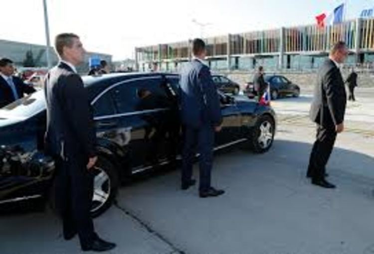 Радев поиска и получи оставката на шефа на НСО