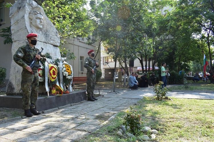 С тържествено честване Асеновград отбеляза 183-тата годишнина от рождението на Апостола на свободата