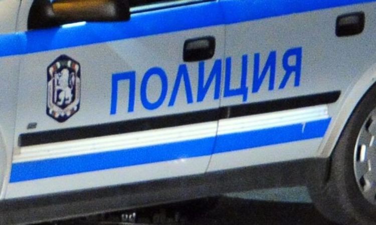19-годишен с непристойни действия и обидни думи към жени на автогарата в Кърждали