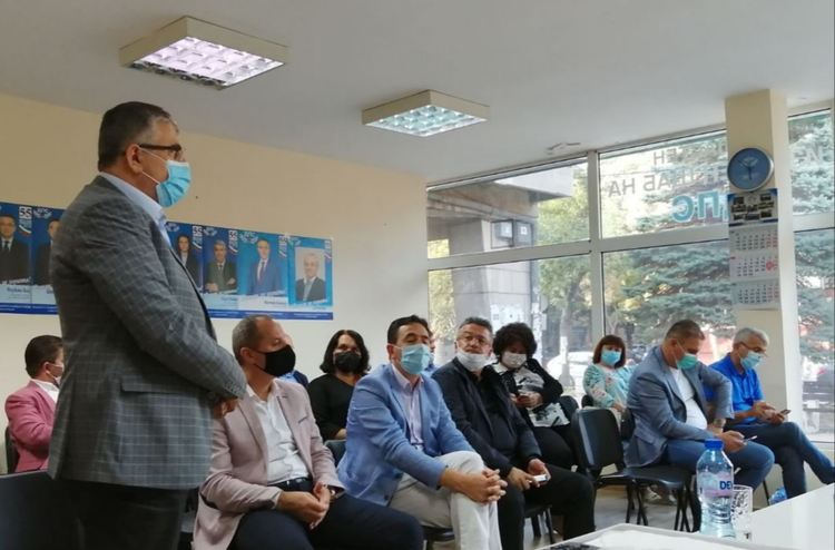 Мустафа Карадайъ в Кърджали, среща се с актива