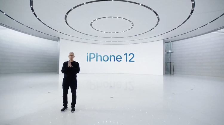 Apple представи първия си iPhone с 5G (видео)