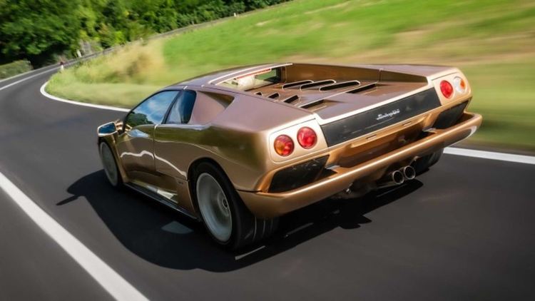 Lamborghini Diablo - мокър сън, бленуван плакат на стената или един суперавтомобил на 30