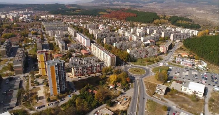 Изграждат ново кръгово кръстовище в Перник за 840 000 лева